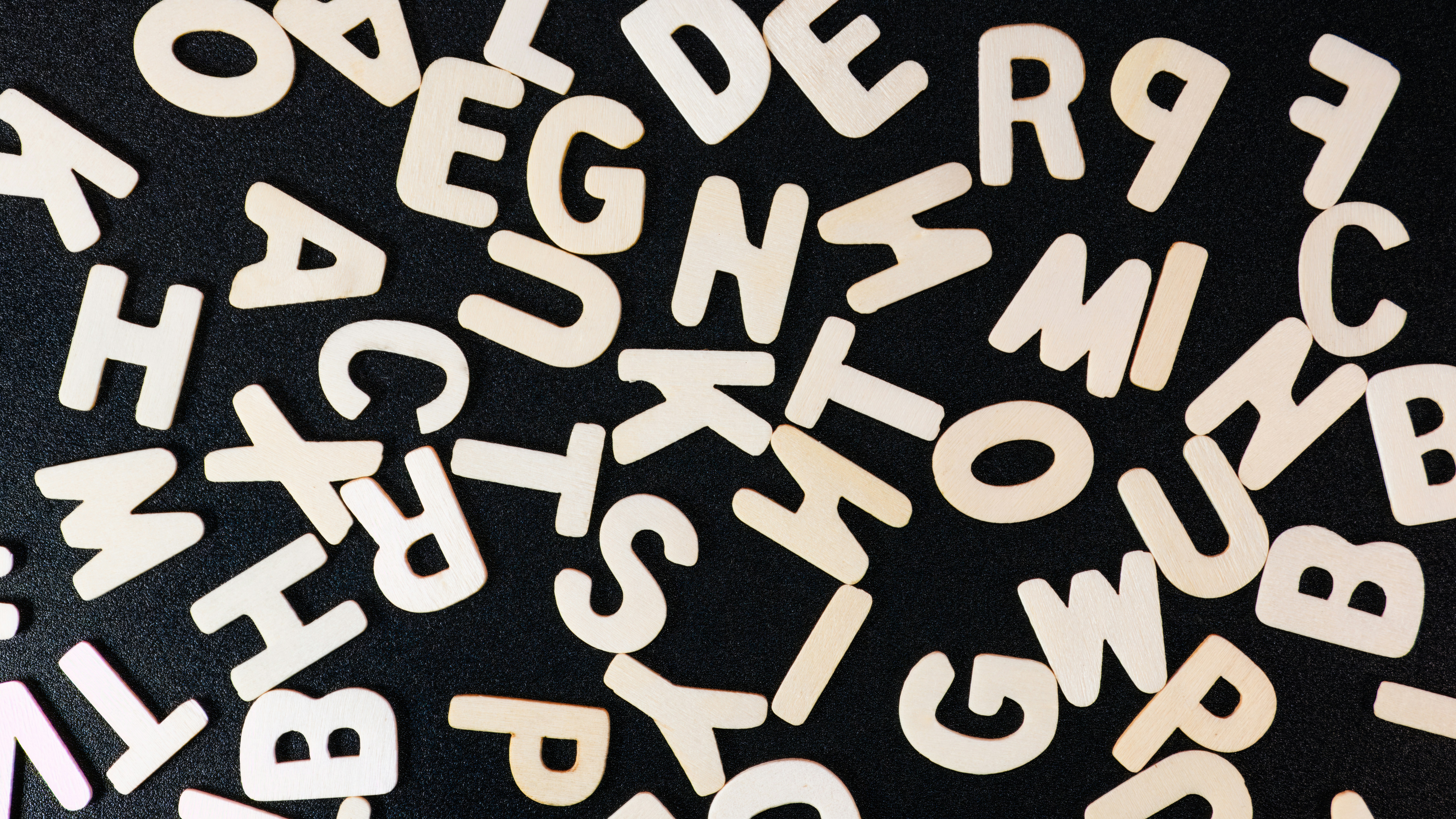 jouez à des jeux de mots mêlés gratuits en ligne et testez votre rapidité et votre réflexion. amusez-vous avec des grilles de mots mêlés variées et stimulantes.
